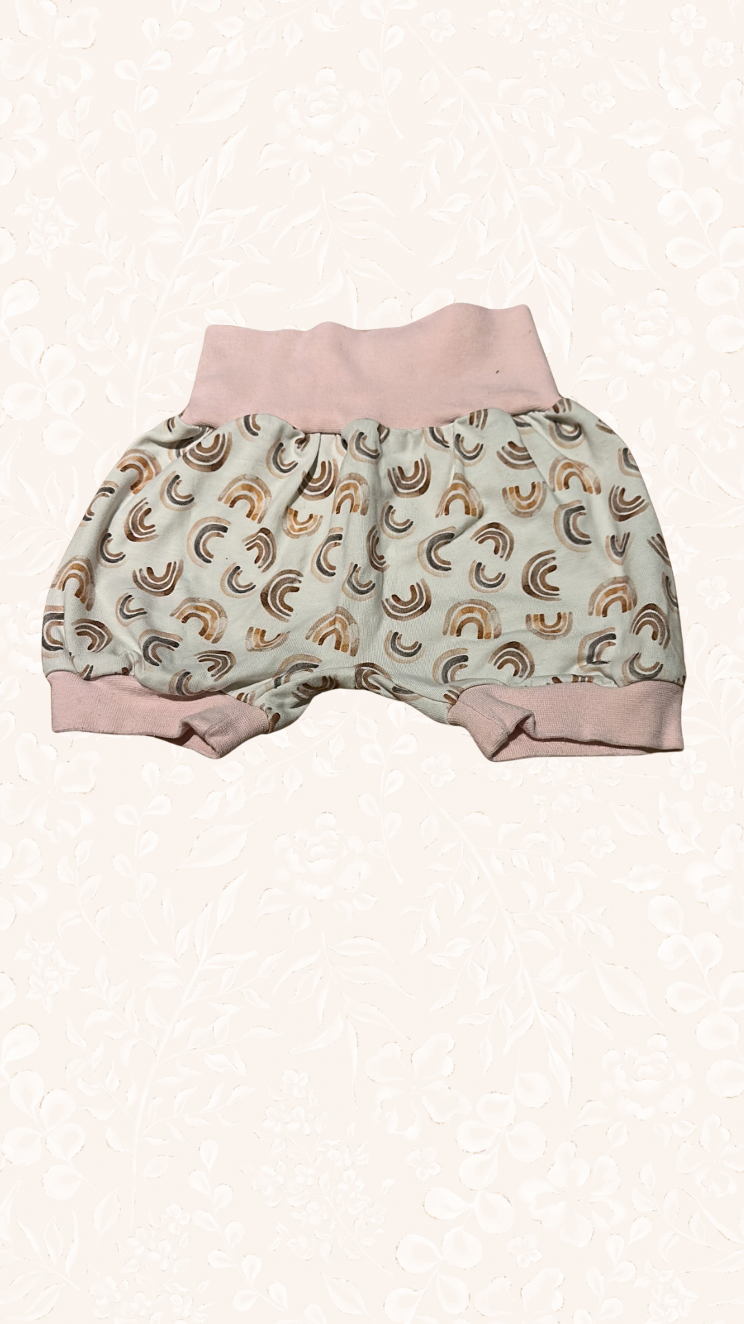 Shorts Regenbogen 68