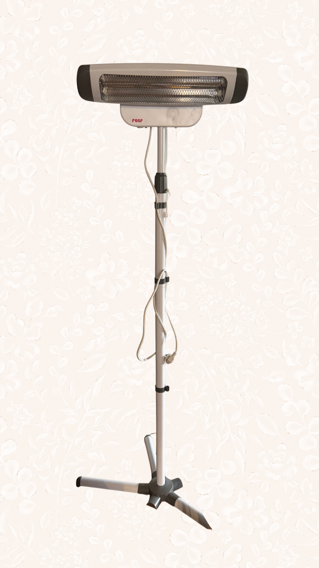 reer Wickeltischstrahler FeelWell 2in1, Standheizstrahler und Wandmontage
